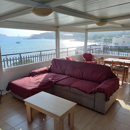 White Heaven Apartment Lakkion ภายนอก รูปภาพ
